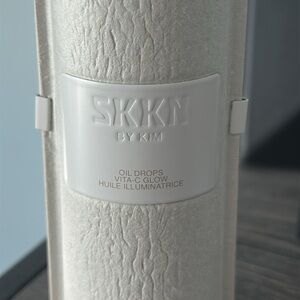 SKKN by KIM Oil Drops Vita C Glow
